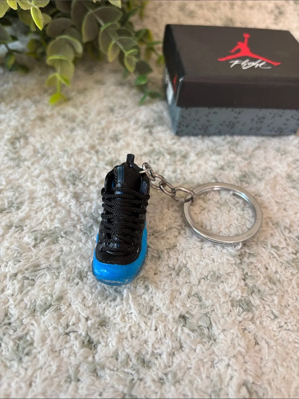 Air Jordan 3D mini sneaker keychain in blue and black with Flight Nike Box NWT